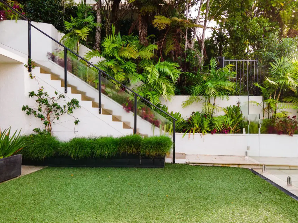 How to Clean Artificial Grass Easily and Effectively